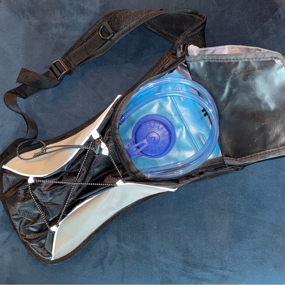 Hydration Pack - Picture 2 of 3